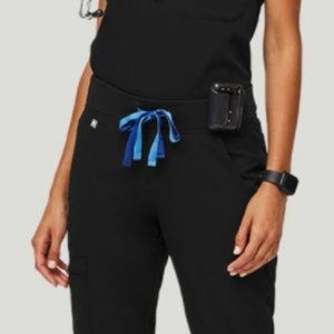 FIGS Set Black LIMITED EDITION XS/S